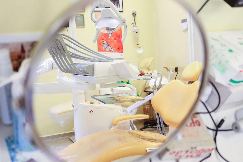 Проф. Лаура Андреева – Ортодонт гр. София